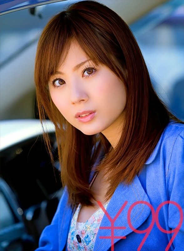 [优点] 在咖啡馆伏击 Yuma Asami，突然发生性关系。当顾客在衣服中间时插入它，并且压活塞一直完成。脱光衣服后又从记者身上，猛地往后撒尿。浓稠的精液照原样从面部射出。第二个演员出现在 Yuma Asami。外记小便和匆忙面部射精。麻美优马